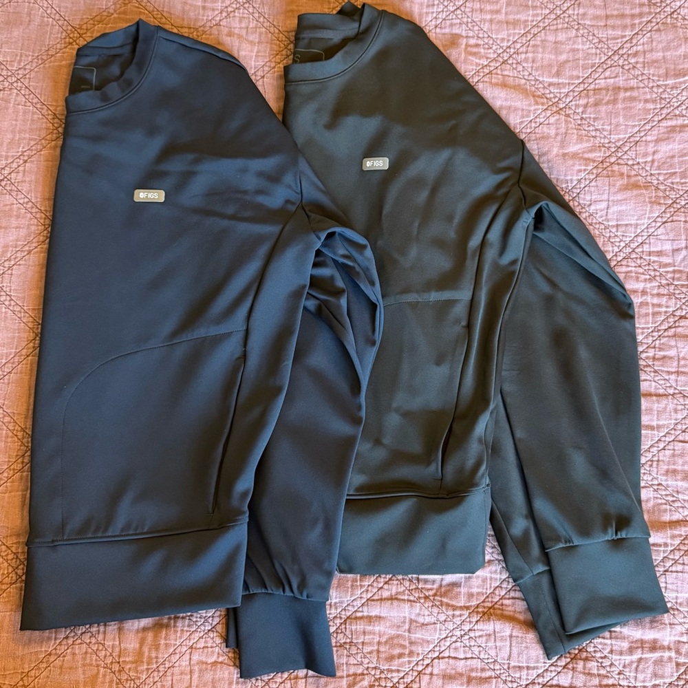 Figs Cornelia FORMx Crews - Black and Navy - size S